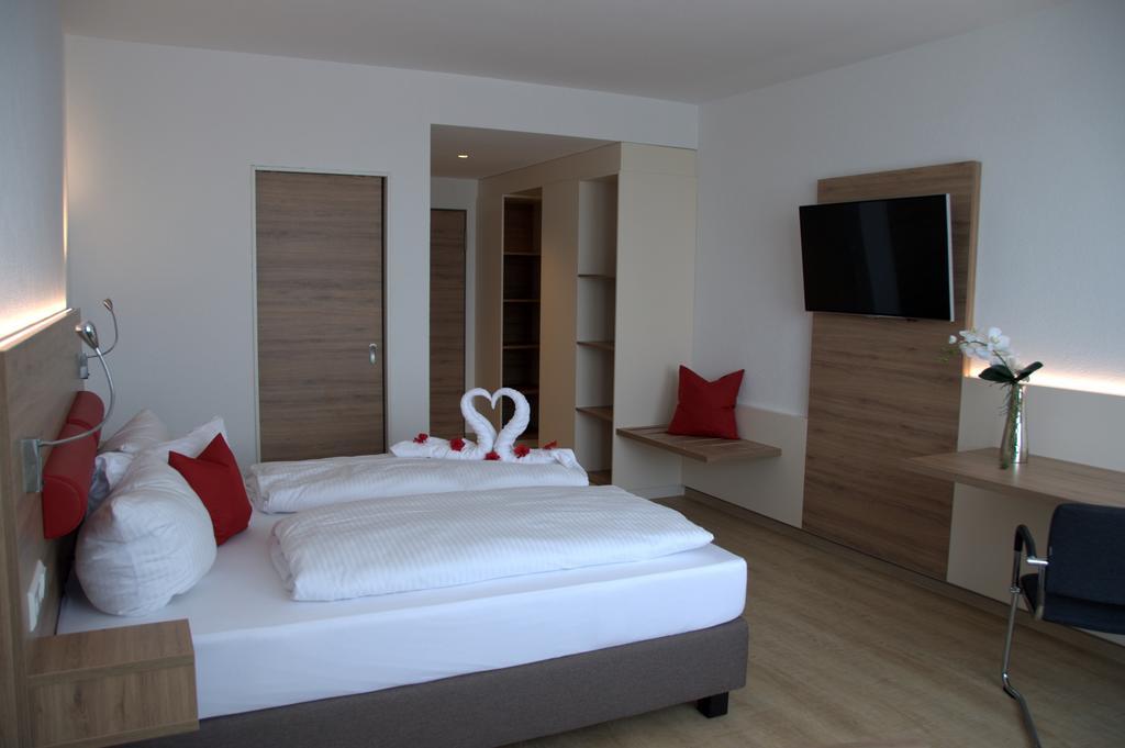 Hotel Asgard Gersthofen Eksteriør billede